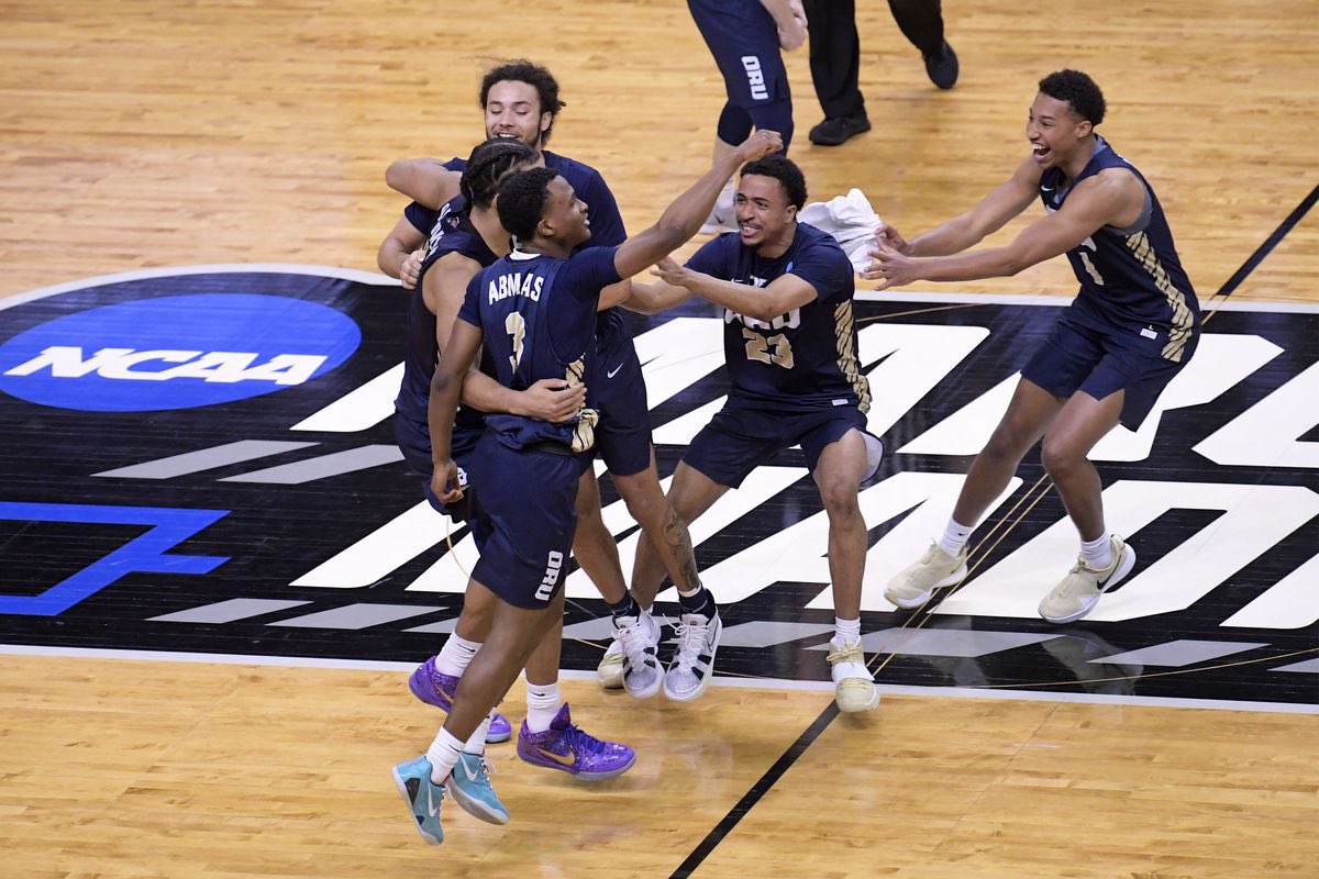 Blessed to receive an offer from Oral Roberts University!🙏🏽Want to thank Coach Springman and Coach Mills for believing in me.