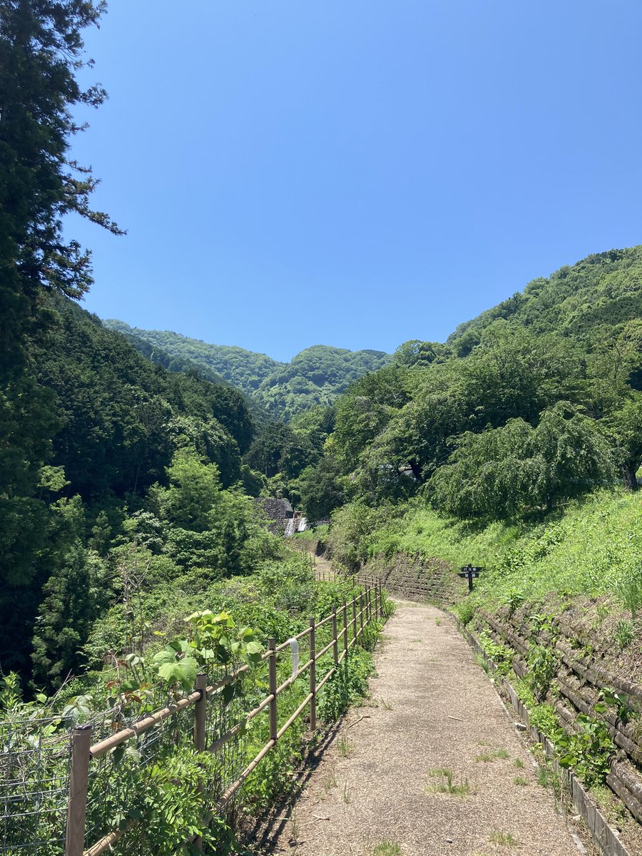 ট ইট র ふむ 生駒山ロープウェイと信貴山ロープウェイは乗ったことあるけど葛城山ロープウェイは初 っていうか天気良すぎwww
