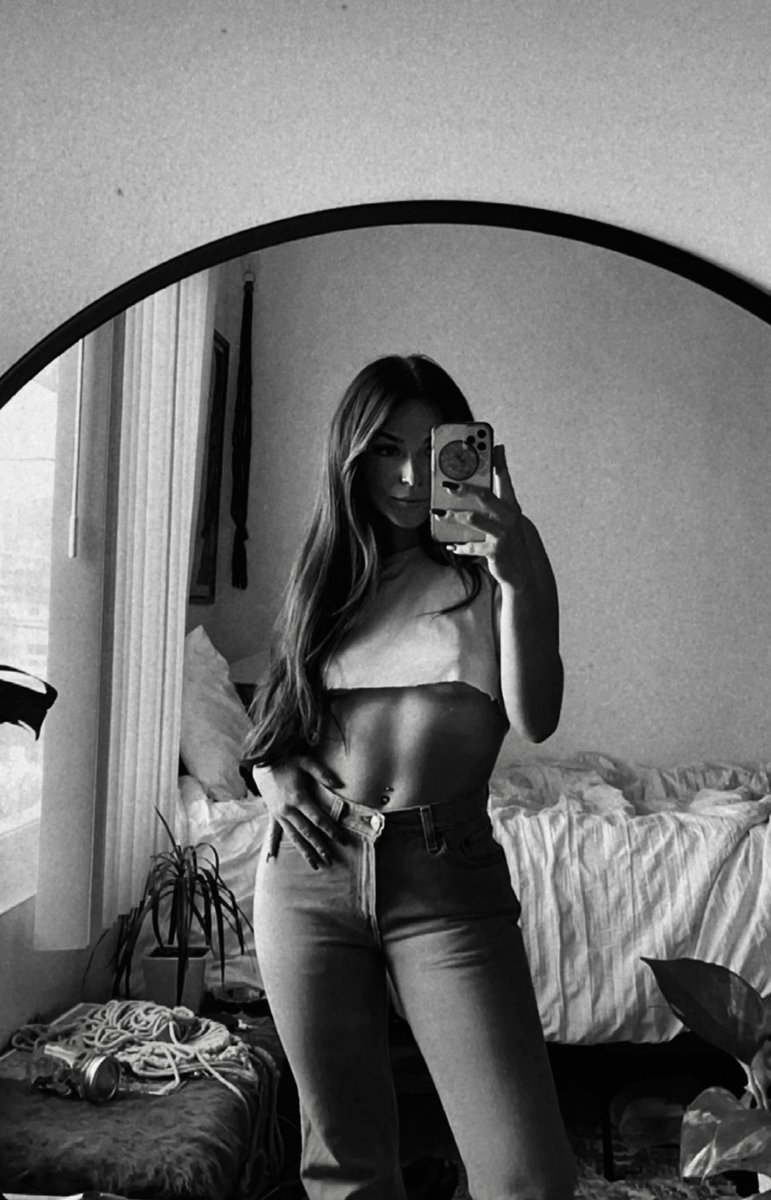 samsolisss's tweet photo. feelin’ good lately (-: https://t.co/GwiUhDTZTw
