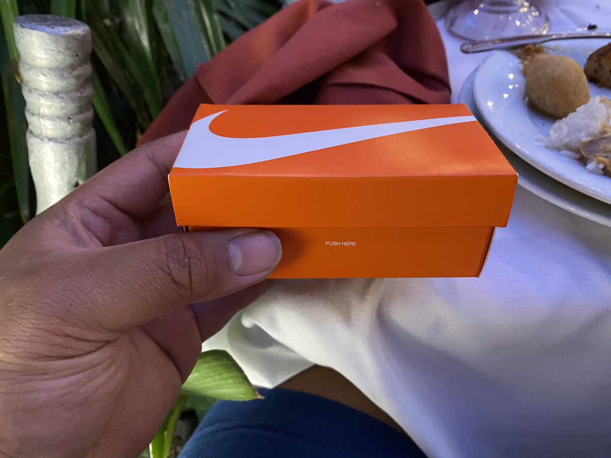 royleripley's tweet photo. Can’t wait to try on my new air jordans hope they’re not too tight https://t.co/3KVKeKiTBb