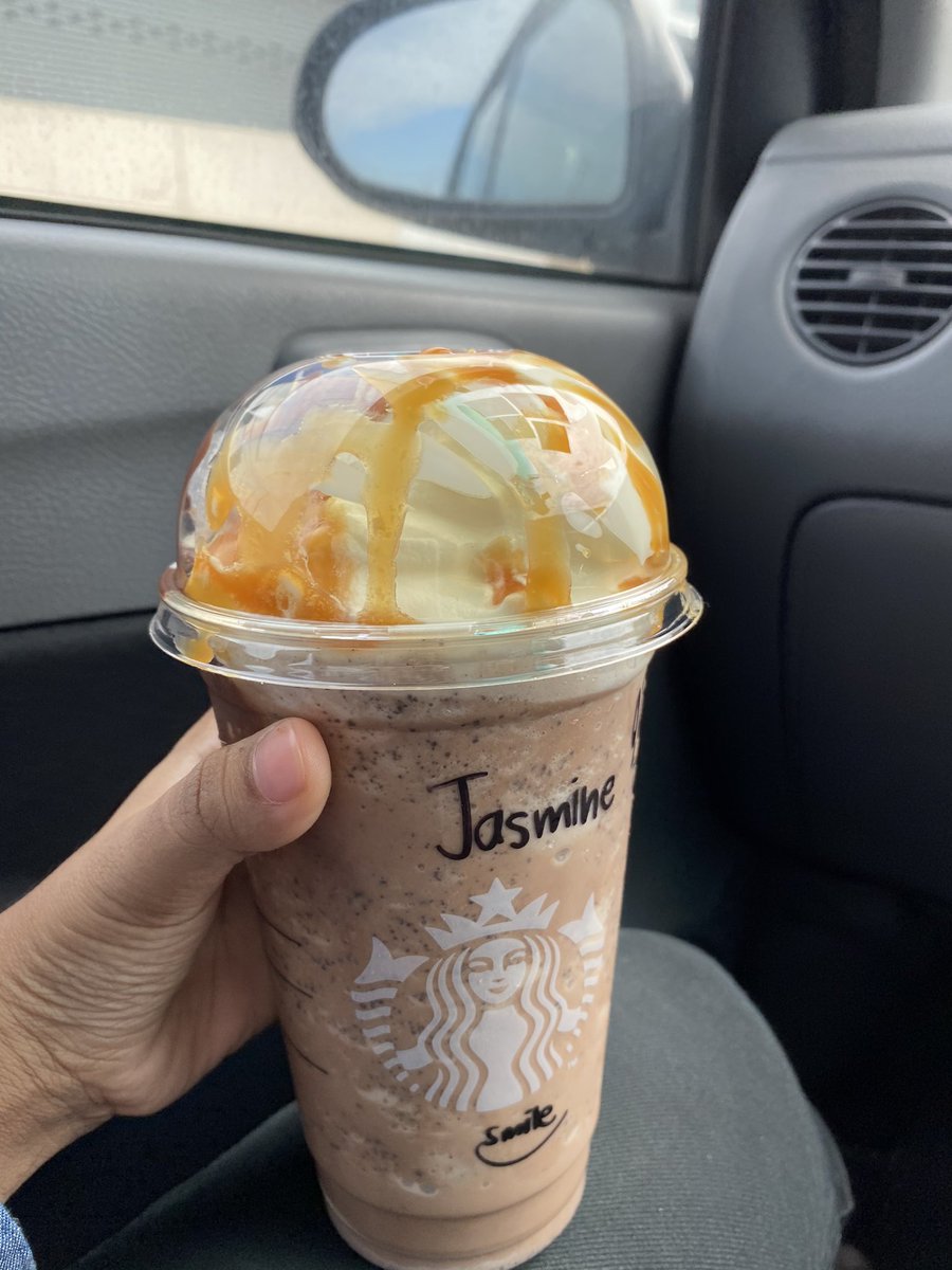 jaseuminn's tweet photo. why be jasmin when you can be ✨jasmine✨ istg mesti kena letak ‘e’ jshsjsjsj https://t.co/PtLHTDnvKx