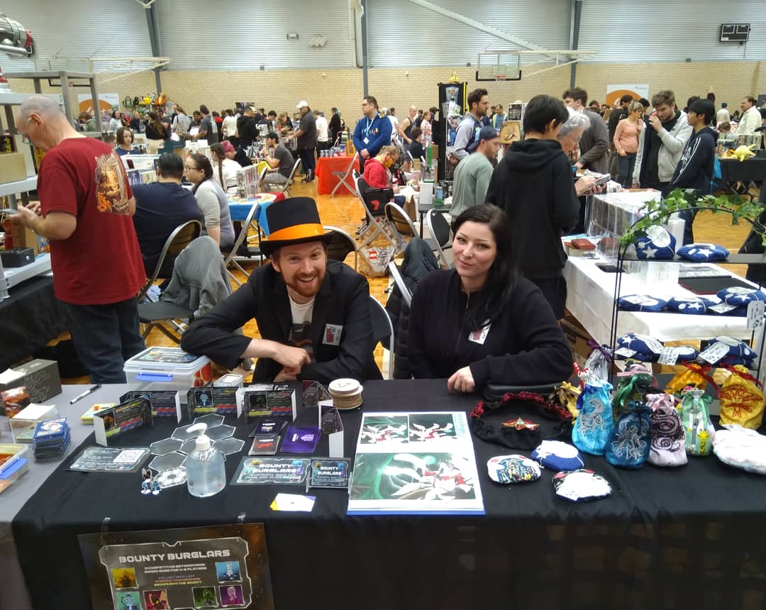 CraniumDapper's tweet photo. All wrapped up for the Collector Zone event today! Thanks to all the friendly folk who swung by to say hi! Managed to sneak in a few Bounty Burglars games as well! Whew 🥳

#collectorzone #convention #collector #bountyburglars #metroidvania #gamedev #indiedev #scifi #boardgame https://t.co/cTTYBRTBPL