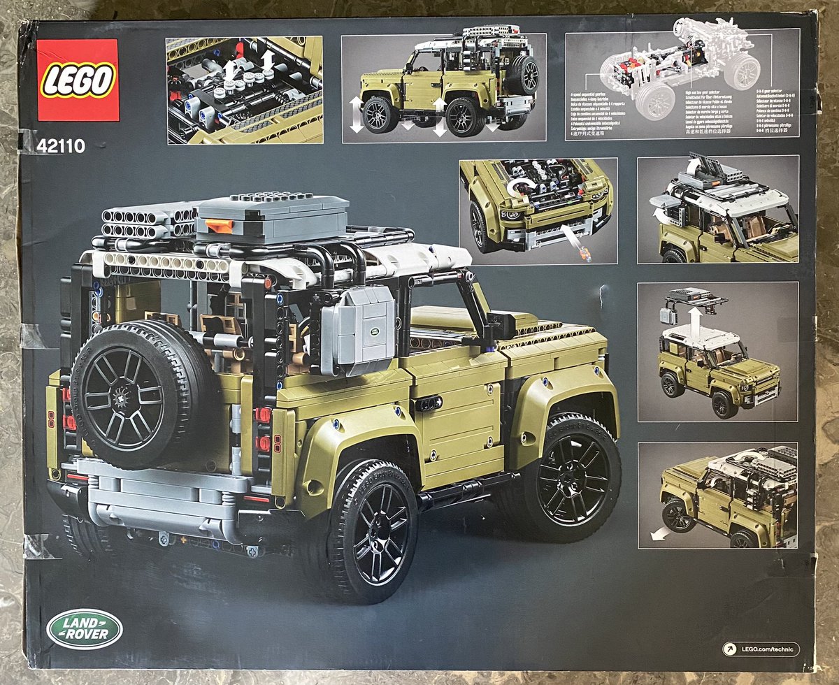 Renuks's tweet image. 2573 pieces &amp;amp; 485 pages - best way to beat the lock down!! Been waiting to get my hands on this one since I saw on in LA at the unveil - finally got it 😁😁