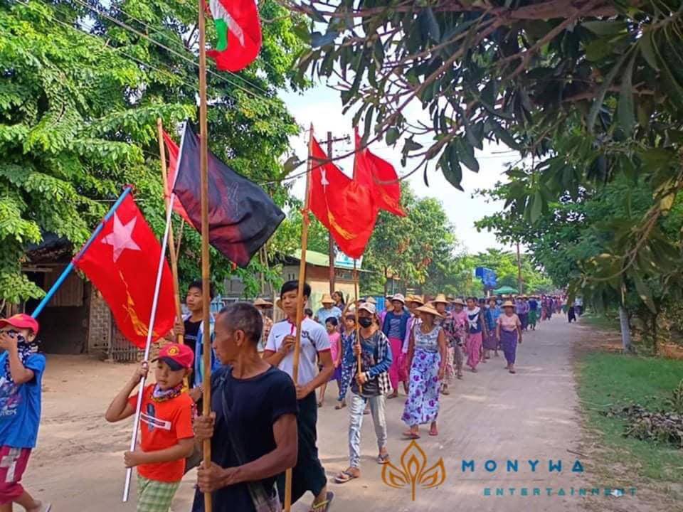 Civilians from Seikkhun village, Shwebo tsp, Sagaing staged strike against military dictatorship. #May23Coup #WhatsHappeningInMyanmar