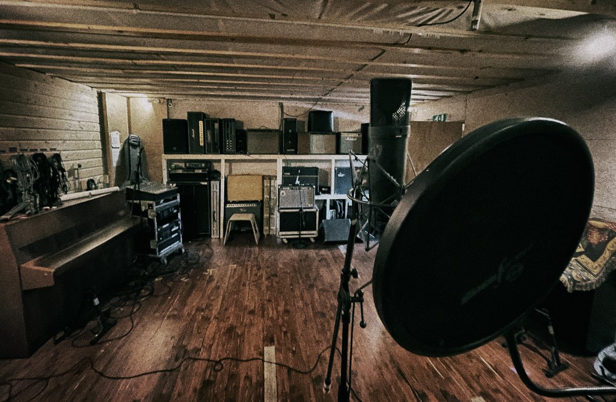 DownriverGo's tweet photo. Yesterday we rerecorded some vocals parts. We can't wait to share them with you, but the process of mixing will take some time...

#downriverdeadmengo #downriver #ddmg #ruins #postrock https://t.co/hI6EZSQLHR