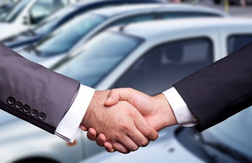 EconomyUp's tweet photo. #AutomotiveUp il futuro dell’automotive è nella #crossindustry, il mezzo preferito le M&amp;A, raddoppiate in 5 anni. L’analisi di @Bain_Italia #automotive https://t.co/aXD573lqEd https://t.co/4AiQdgva2Y