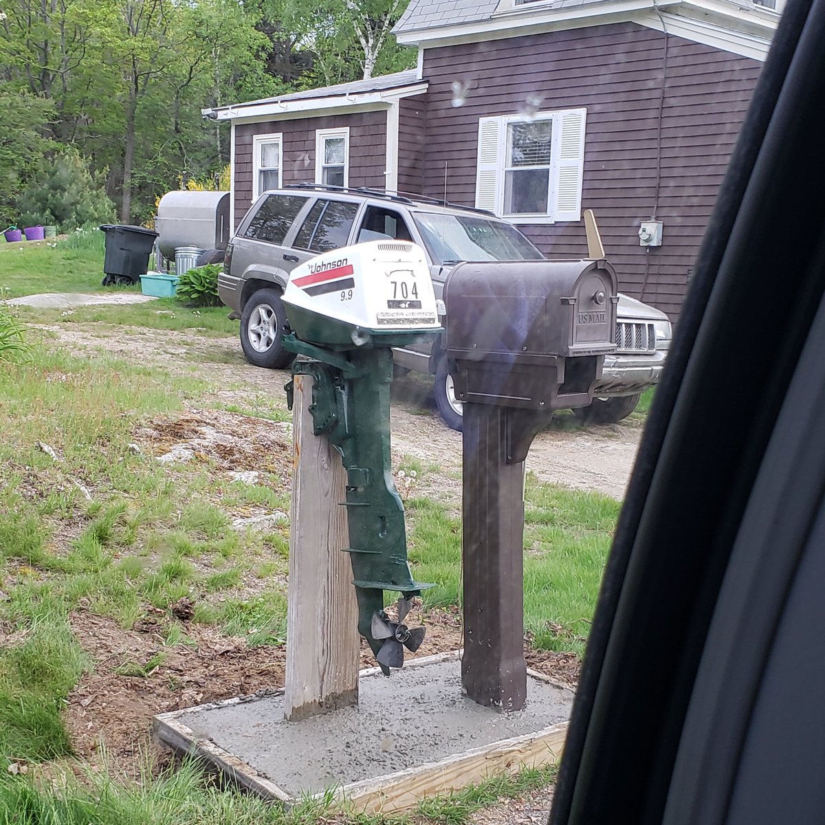 A mailbox like no other.
LOng Island ME.
JOHNSON BOATYARD