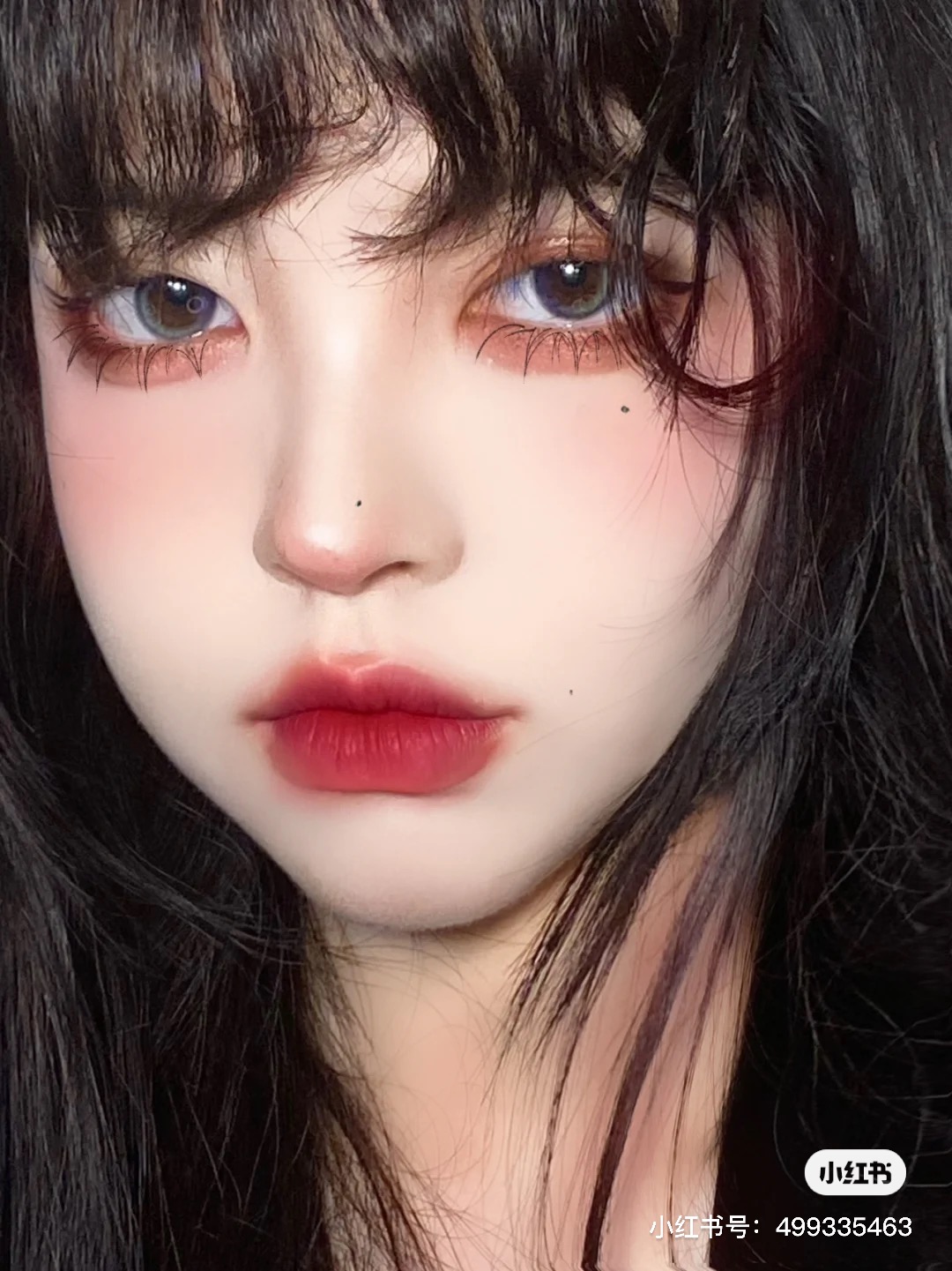 秘密 Mimi 中国コスメを1 3日でお届け ニュアンスドールアイ ミステリアスな雰囲気のお人形みたいなメイク コンタクトはパープルの縁にグリーンの光が入ったようなデザインで コンタクトも雰囲気を作ってくれます 涙袋をはっきり作って