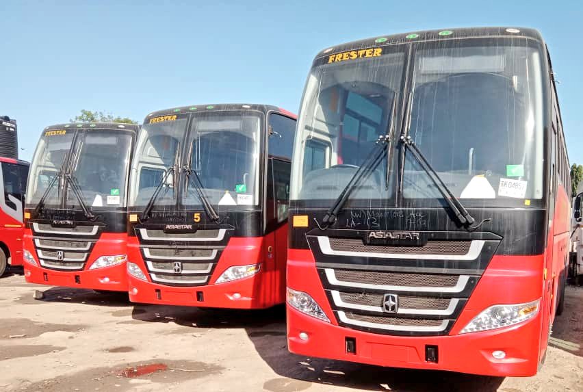 TBoundBuses's tweet photo. Chuma Ziko Yard zinasubiri #PlateNumber. Zikasumbue kanda ya Ziwa.
#Frester https://t.co/R39FXPuyqQ