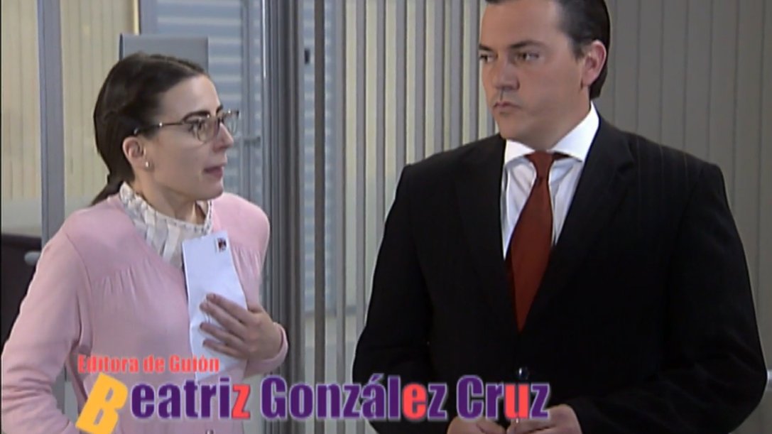 RafaelGLAF5's tweet photo. #FelizDomingo #23Mayo 
Un 23 de Mayo de 2007 se emitió uno de los capítulos más vistos de Yo Soy Bea, el capítulo 211 con 38% y 3.893.000 espectadores
Bea y Sandra evitan que Diego se haga con Bulevar 21 y son las dueñas de la revista y Álvaro salva su puesto de director https://t.co/nMSqP6RogR