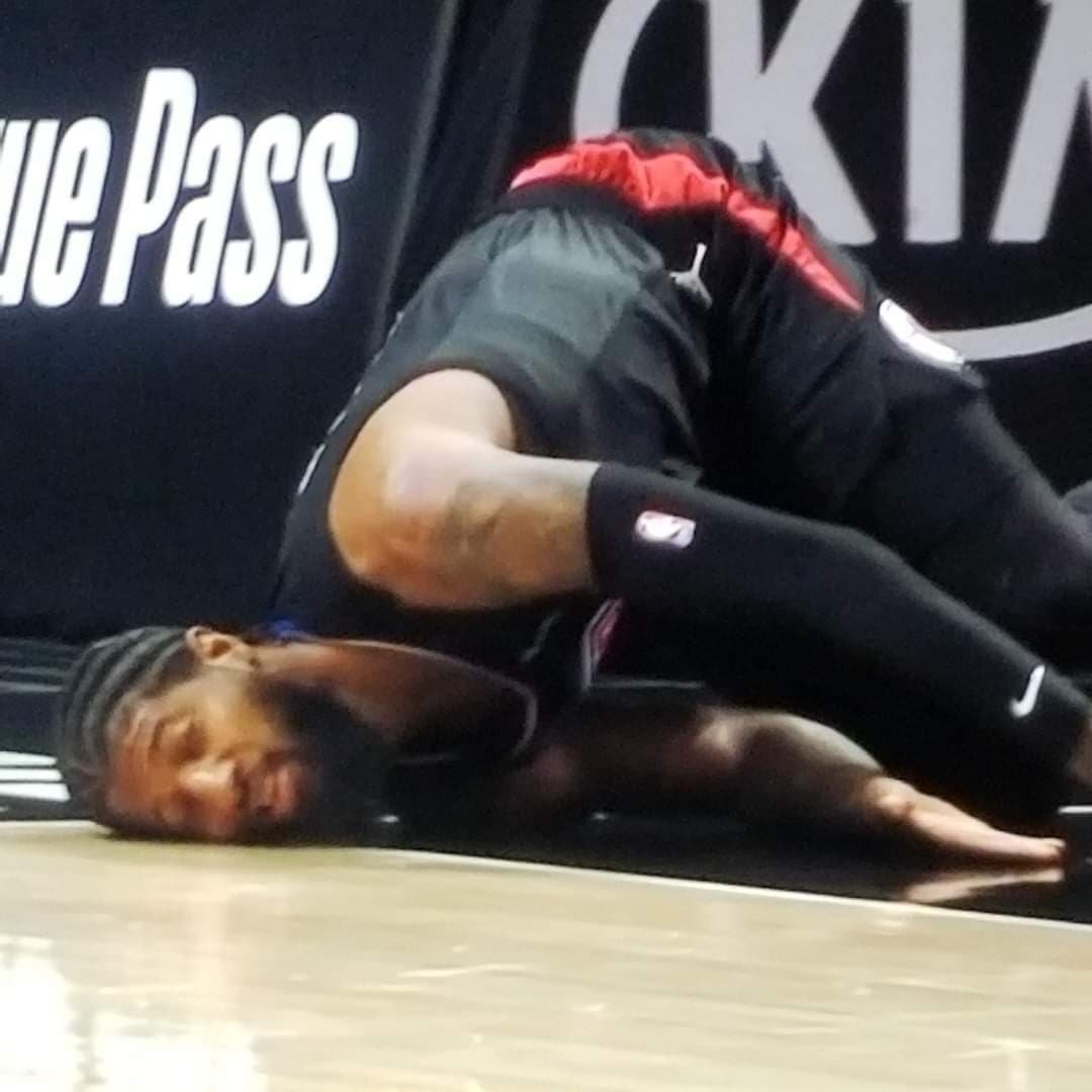 E2DA8f5UUAYobqM?format=jpg&name=medium