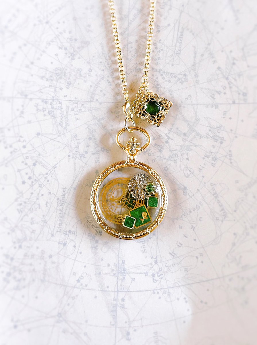 sato2r's tweet photo. バッグチャーム
#レジン https://t.co/OVlHX2G1p0