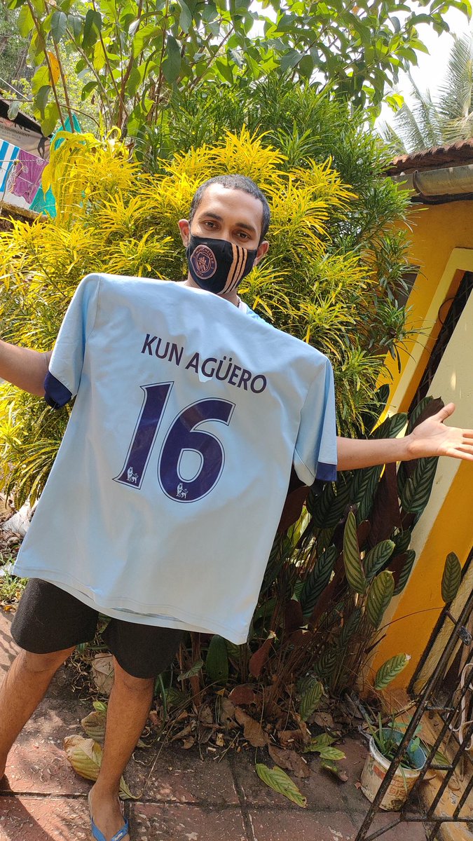 Joelen18452468's tweet photo. The 1st Jersey number of Kun Agüero... And yes, the Jersey number for the "Agueroooooooo!" Moment too... 💙.. 

Those banger goals... and some crazy memories... Thank you King Kun💯💙
#truecityzen #ManCity 
@ManCity @ManCityGoa @aguerosergiokun https://t.co/5vefh2CDOc