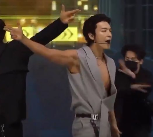 clean_armpitS2's tweet photo. 제보) 슈퍼주니어 동해 https://t.co/vOhBKZ5wAt