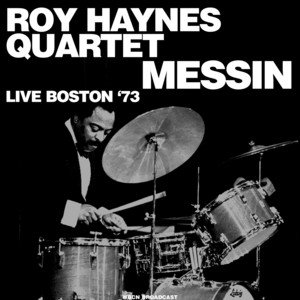 sluptaka's tweet photo. なにこのアルバム！？ しかも絶世の名曲だぞコレ！ロイもノリノリだしさ #NowPlaying #Senyah - Live - #RoyHaynes (#Messin (#Live1973)) https://t.co/eL2hCEL64G