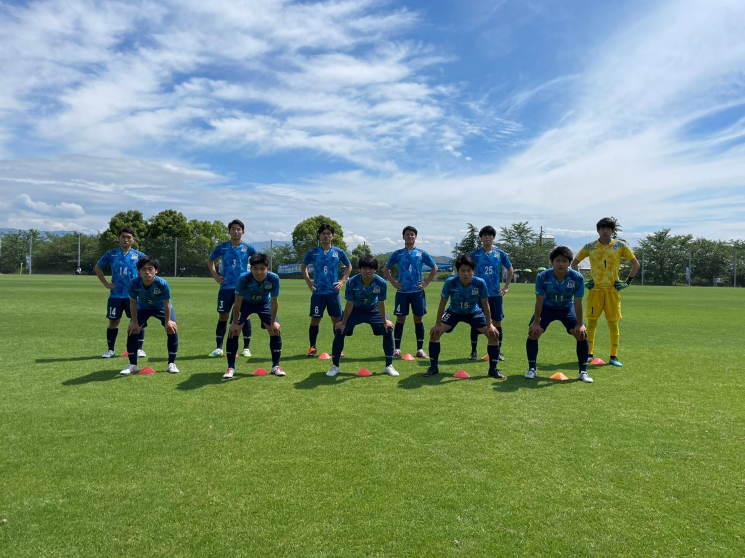 カマタマーレ讃岐 U 18 5 22 土 日本クラブユース選手権 U 18 四国大会 第2節の試合結果をお知らせいたします 徳島ヴォルティスユースに 5 2で勝利 次節 愛媛戦で引分け以上で日本クラブユース選手権 全国 への出場権を獲得します T Co