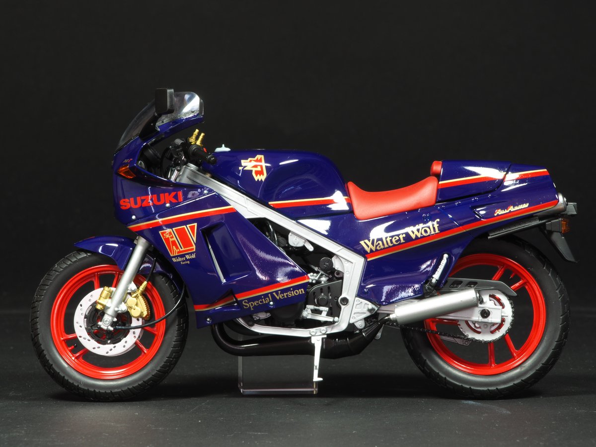 RG400 500 ガンマ Walter Wolf リア カウル RG400 500 ガンマ Walter