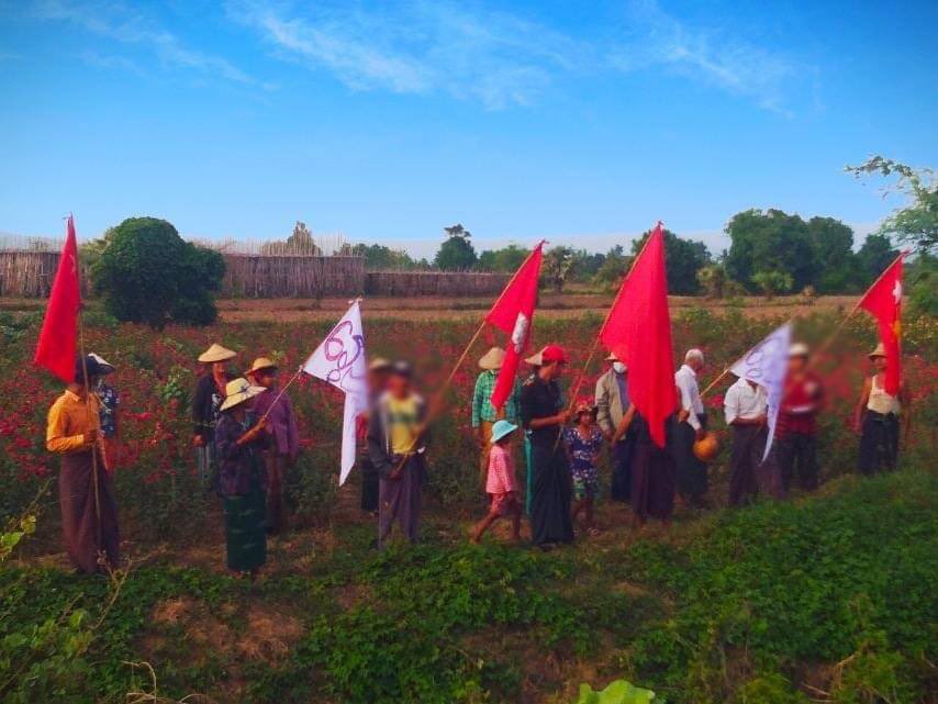 Even the people in the rural area keep protesting against military dictatorship. A dawn strike with residents in East Madara, Mandalay. #May23Coup #WhatsHappeningInMyanmar