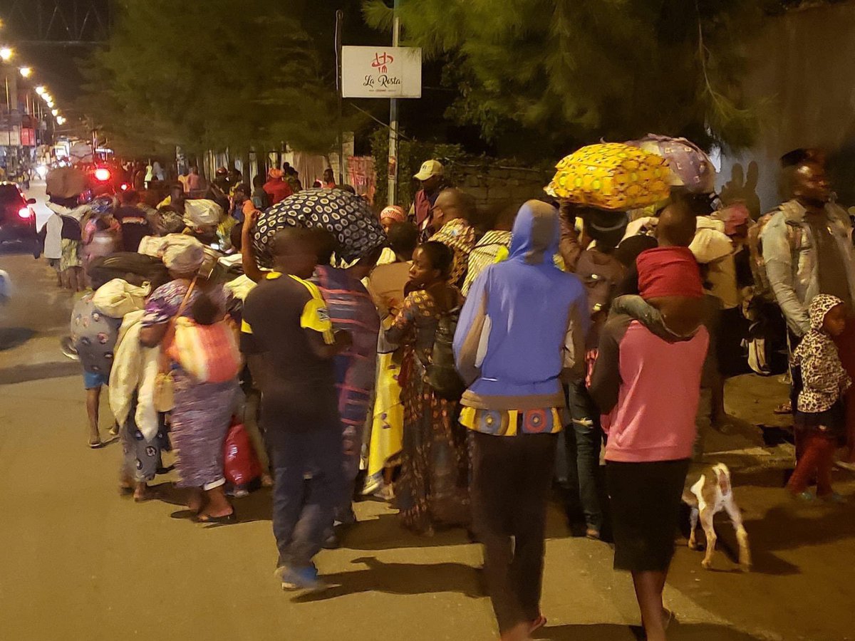 #Goma éruption volcanique, Goma et ses habitants ont survécu grâce à vos prières jusqu’ici merci 🙏
