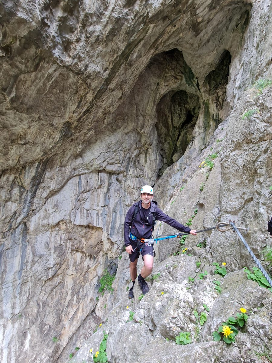ExtremCMC29's tweet photo. Hai cu noi intr.o aventura faina in Cheile Turzii! https://t.co/Hw1OTv61AA
