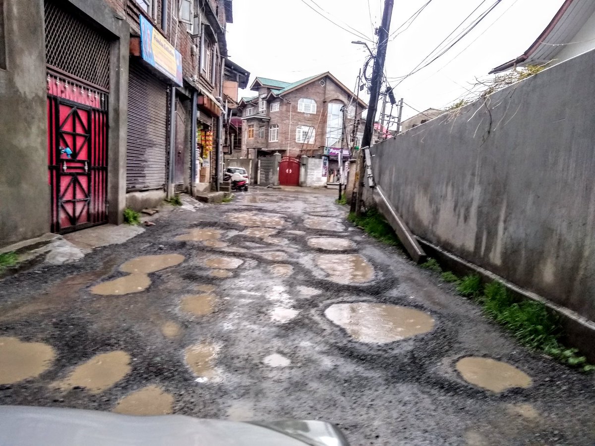 HakeemIrfan's tweet photo. Modern Art of #Development in #Srinagar #Kashmir after brief spell of #rain https://t.co/xUM2THd1Xy