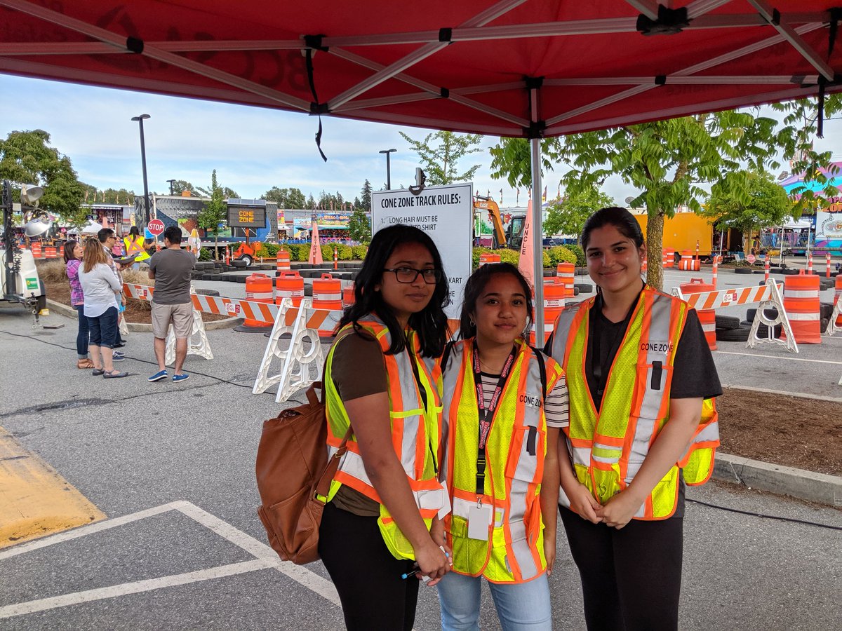 CloverdaleRodeo's tweet photo. #RodeoSpotlight: Every year we have an amazing team of volunteers who make the Rodeo possible. We simply would not be able to do it without them. A volunteer run event from the very beginning, in 2019 we had around 300 youth and adult volunteers involved in #rodeoweekend. https://t.co/uo1L9dHZUD