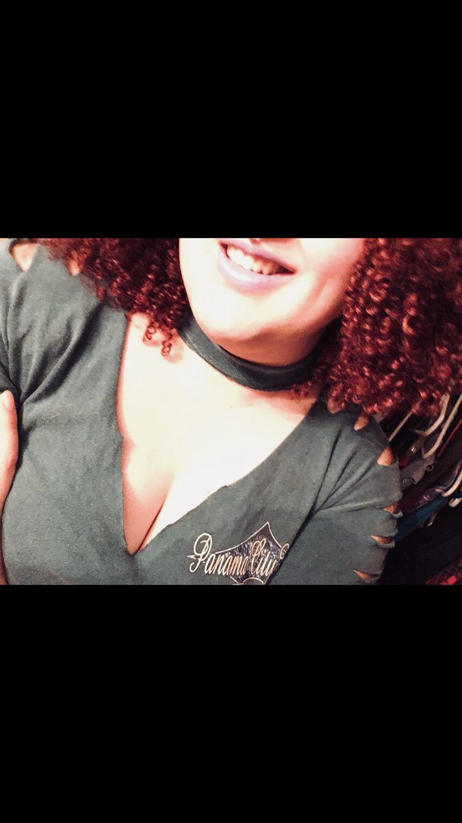 trippylittlebae's tweet photo. Remaking my intro post because I changed my username! I’m new to NSFWtwitter and need more friends and mutrals! 🥰 
-Lexi 
-She/Her
-Hard kinks 
-All fantasy but no warnings 
-I love roleplay
-I don’t send pics but you can
-Tell me how you’d use me?
#nsfwtwitter #sub #hardkinks https://t.co/U9kQTuxPTG