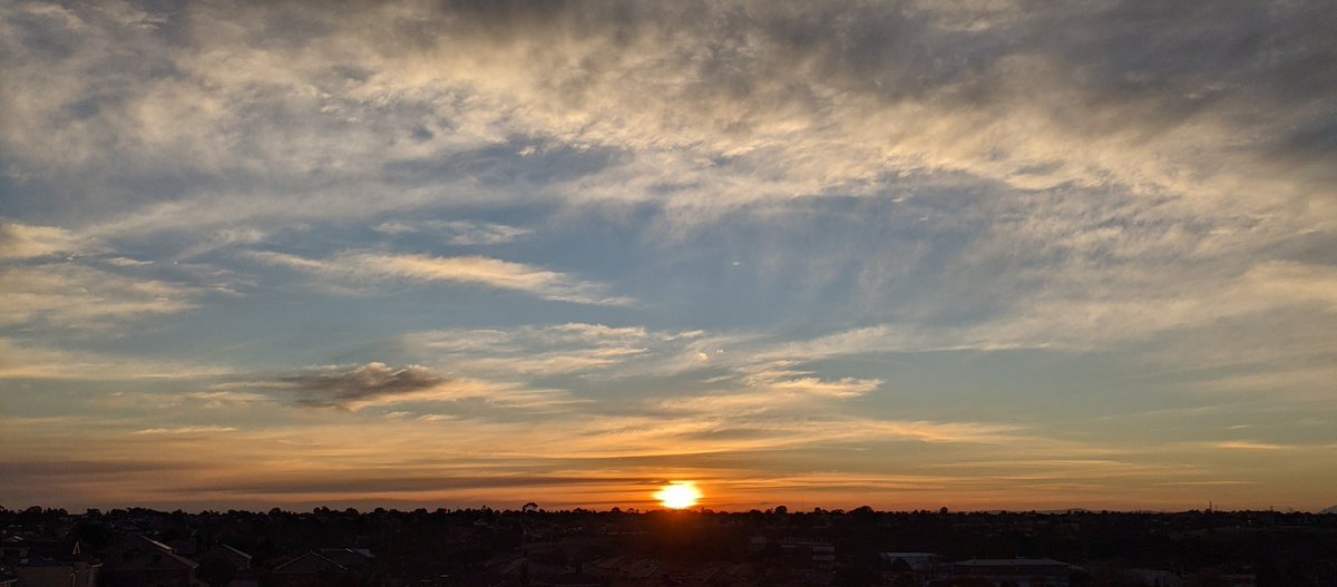 timwelsheliot's tweet photo. The sun sets on another Good Beer Week in Melbourne. I'm exhausted, and need another week off. #GoodBeerWeek #GBW2021 https://t.co/y65NHD5bu8