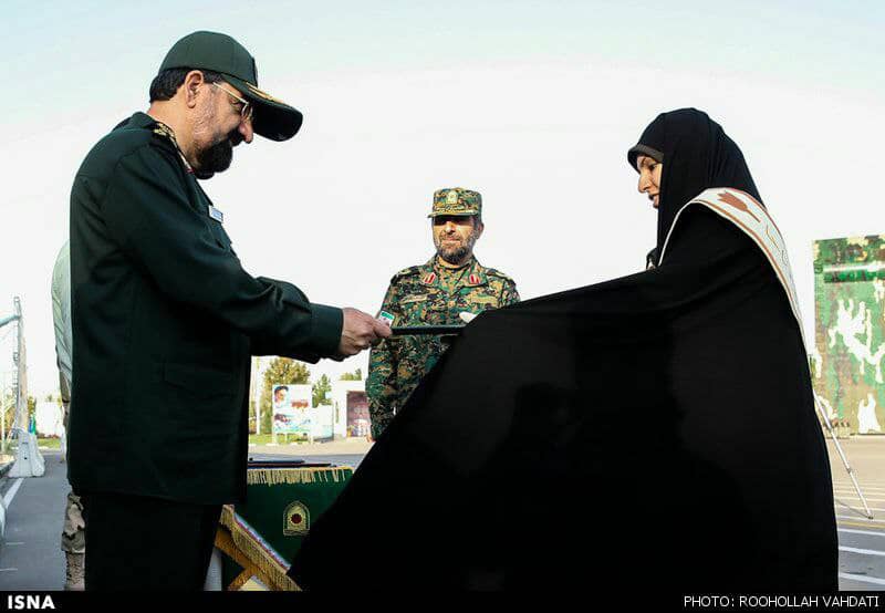 Alimis19's tweet photo. #محسن_رضایی
شما جوانان افق‌های بلندی را در پیش بگیرید و با عزم و اراده به حرکت تعالی بخش خود ادامه دهید. https://t.co/6s9cV85xF3