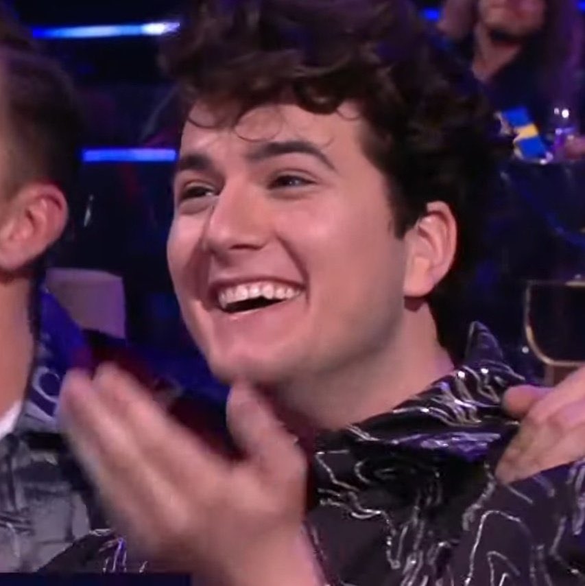 NataIva_23's tweet photo. happiness can be shown differently #Eurovision https://t.co/PjPPbEMBuE