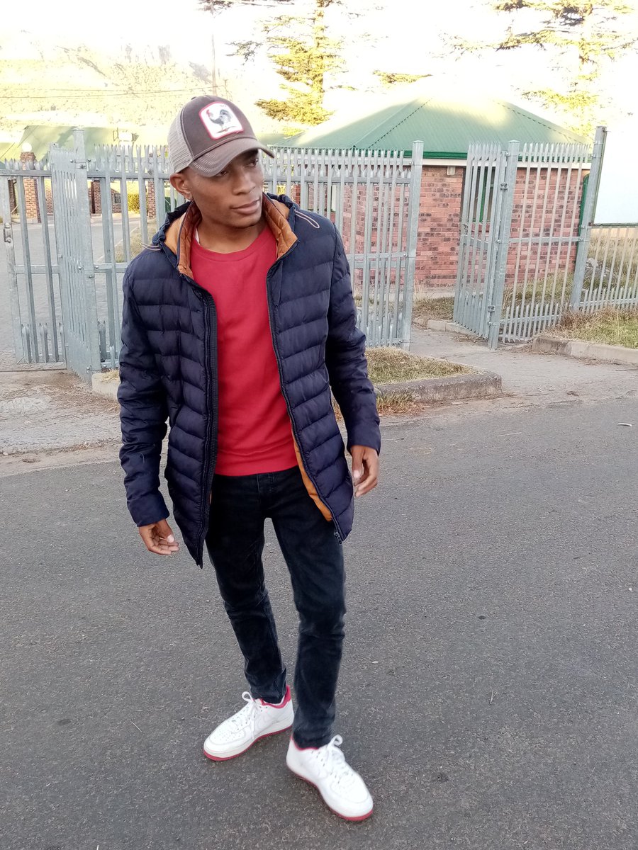 Jeff_Thulo's tweet photo. ❤️🖤 https://t.co/CinDrQuNTP
