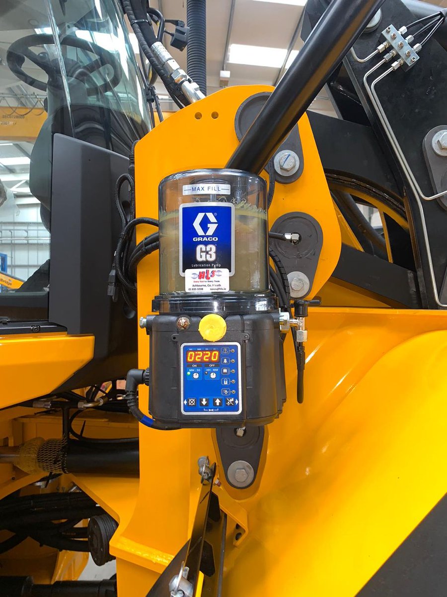HLSToolStore's tweet photo. #agri #agribusiness #JCB #hlsashbourne #lubrication #graco https://t.co/fPPE5NHgJv