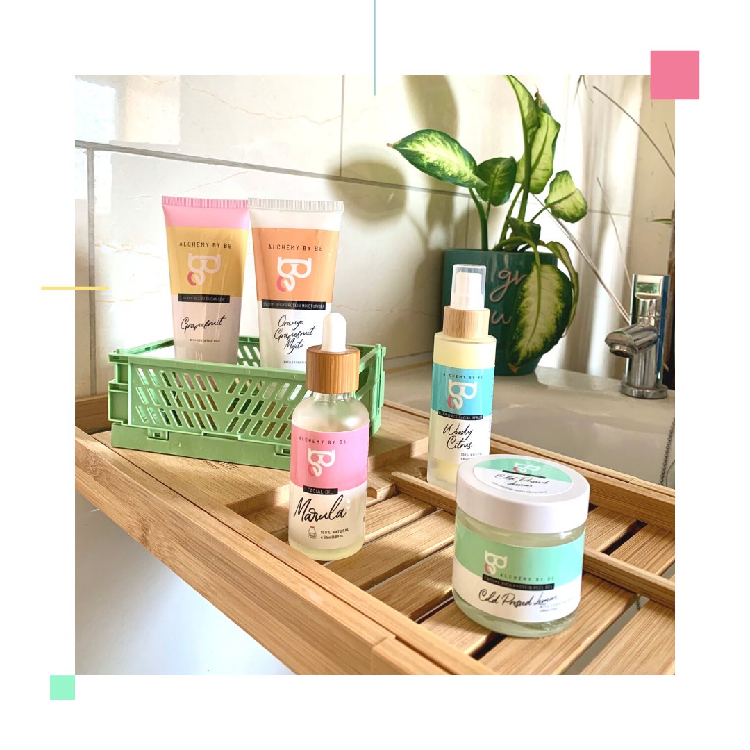 alchemybybe's tweet photo. My new routine...cleanse, treat, moisturise! What's your routine?
--
#skincare #beauty #skincareaddict #naturalskincare #skin #healthyskin #naturalbeauty #instabeauty #skincarejunkie #glowingskin #skincareproducts #antiaging #greenbeauty #kbeauty #skincaretips #organicskincare https://t.co/VIajdkSmYh