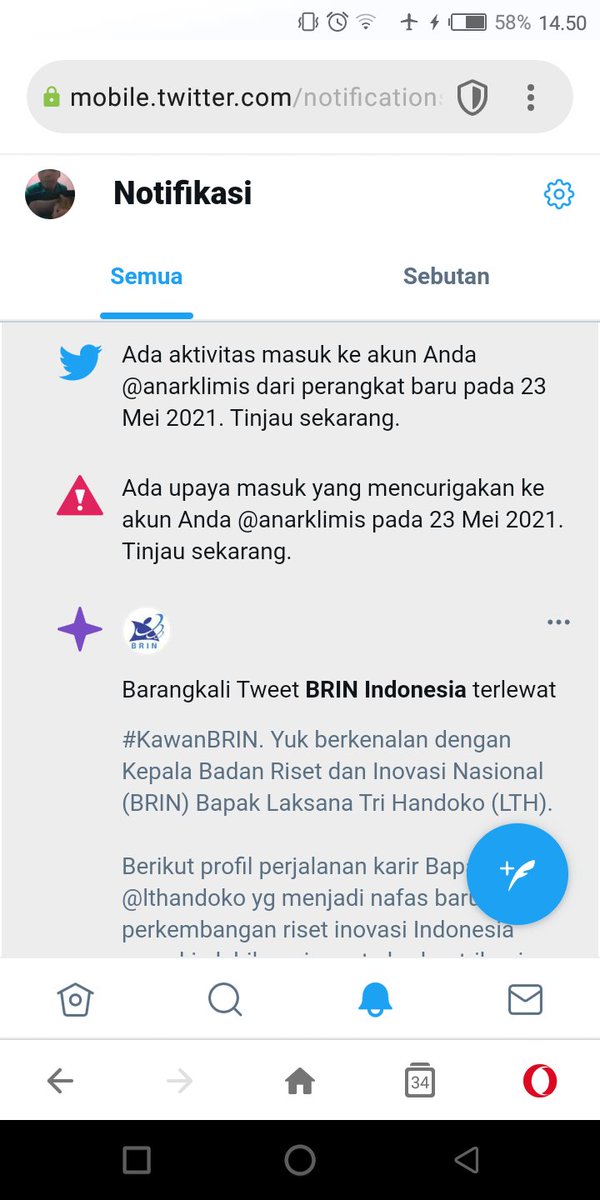 anarklimis's tweet photo. Ligin hp sendiri, dirumah, make wifi = suspicious. Great https://t.co/9K9hDZgaWg