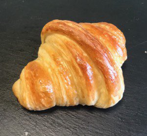 mr_graham85's tweet photo. La colazione dei francesi questa mattina #Eurovision https://t.co/VDqwPGaQkk