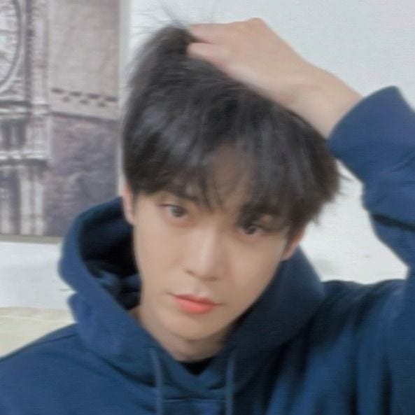 oii gw bagas! fmbst?dm fsr santuy, mutualan?rt/like 
kuyla apalagi.
#roleplayerindonesia