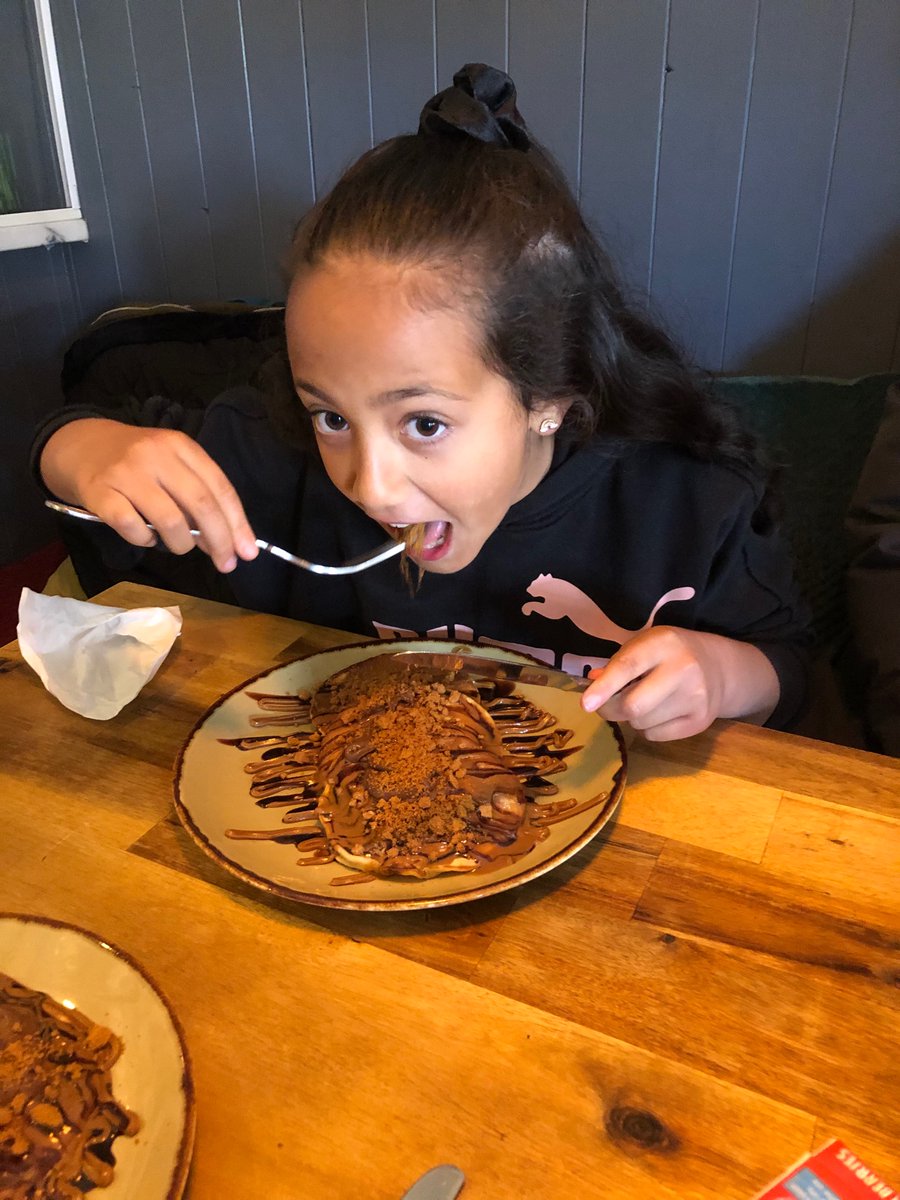 CocoClarkson's tweet photo. Back with my favourite breakfast 🥞 #westmountcafe #londoner #pancake @WestMountCafe https://t.co/zVhjmrOS77