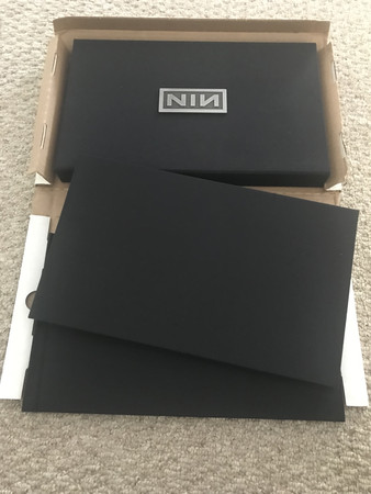 Nine Inch Nails - Ghosts I-IV (2008, The Null Corporation)[2xCD, Blu-ray, DVD, Box Set]
https://t.co/D4lz7nVg4L https://t.co/suZ2LApfYm