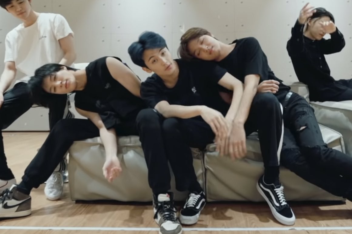 ใดใดก็คือ 3 ลี ดาเมจมาก