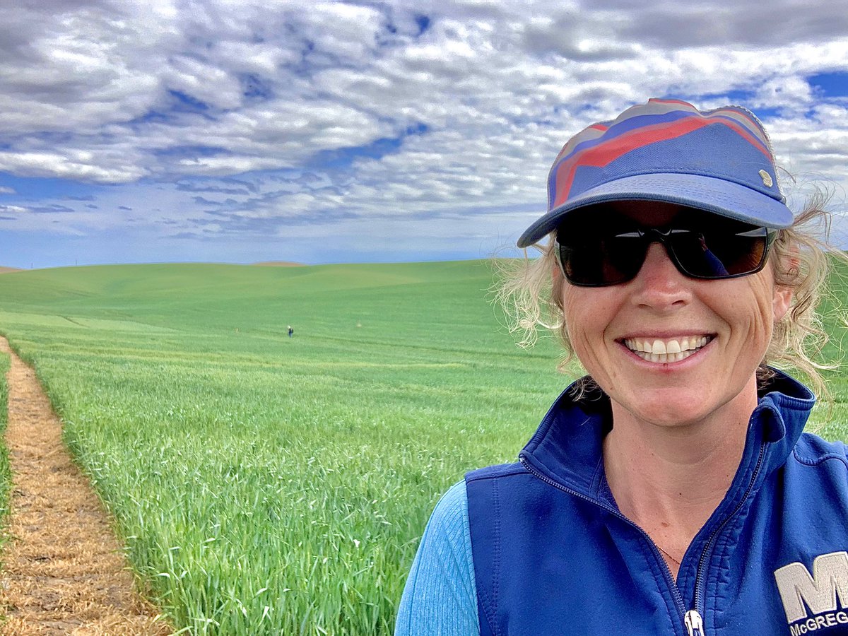 Souround yourself with folks that are great at what they do, they tend to push you to be better at what YOU do! Toured around with Zac <a href="/flytimeaerial/">Flytimeaerial</a> getting imaging of the dry country plots all ready for <a href="/themcgregorco/">The McGregor Company</a> field tours! kuula.co/share/7KkCz/co…