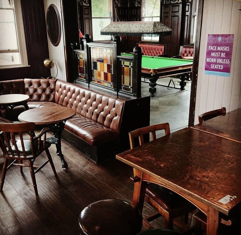 HallamshireHaus's tweet photo. #sundaybeers are a must! 🍻 #sheffieldpubs #crookes #walkley #commonside #hallyhouse #thornbridge #cask #keg https://t.co/tSVLDBjPJG