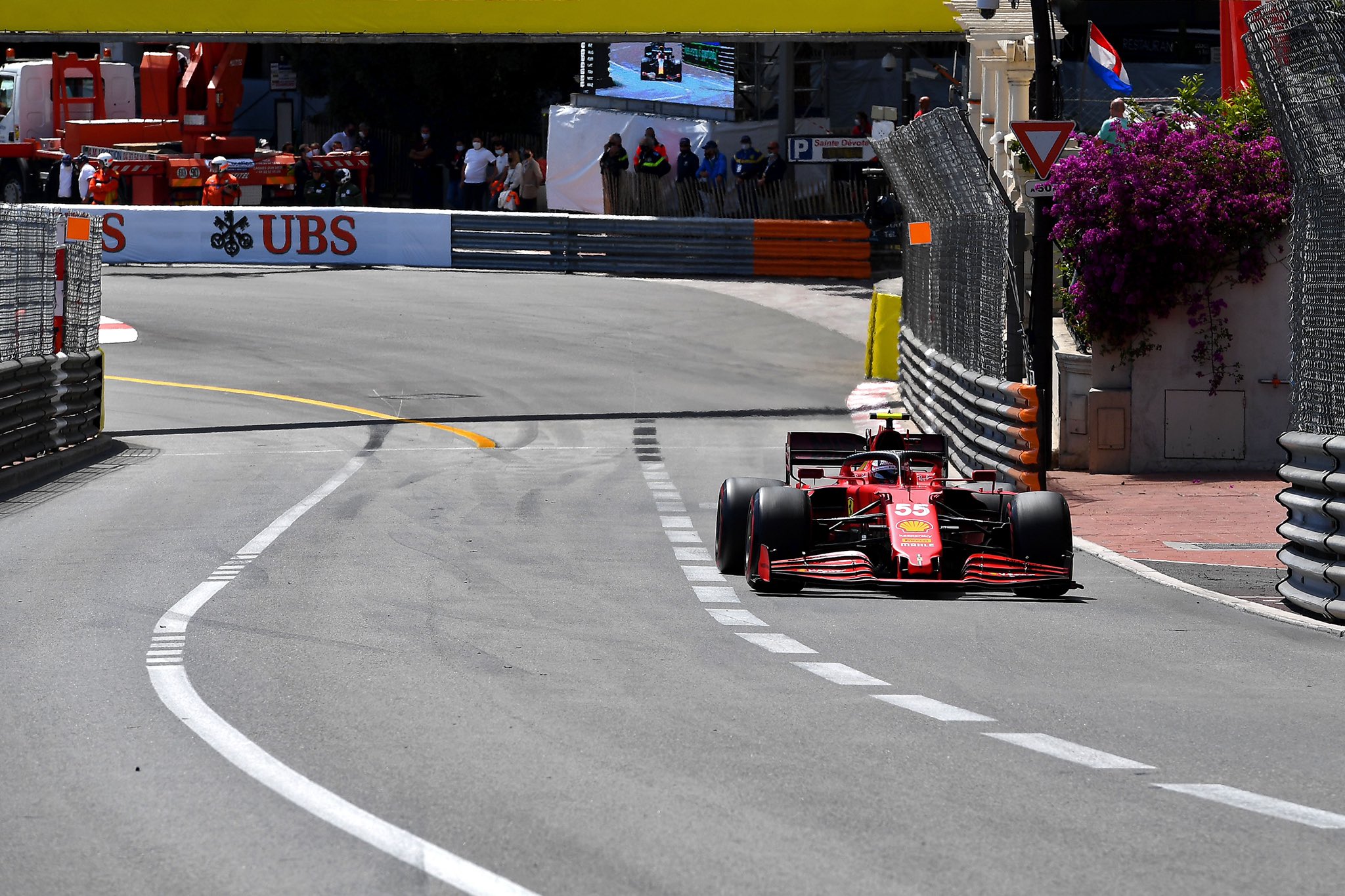 Gp Monaco 2021 - Analisi Strategica: Ferrari gioca bene le carte con Sainz