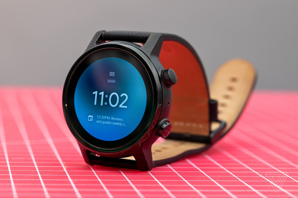 verge's tweet photo. Google’s new Samsung smartwatch partnership looks a lot like giving up https://t.co/JpveWkQ5cH https://t.co/Ad1pP1hU6A