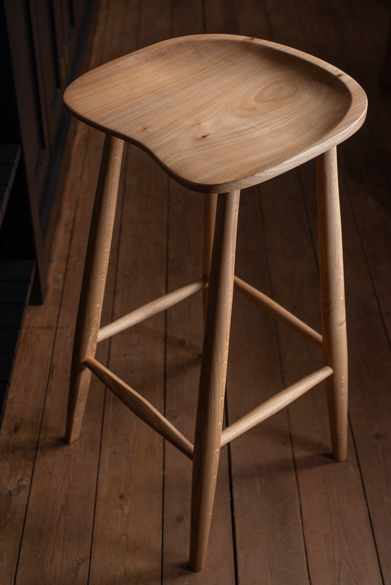 deVOLKitchens's tweet photo. We might be biased, but we're pretty sure our Bum Stool is the comfiest wooden stool you'll ever sit on. A seat made from elm, legs made from oak and support all around, the dream!
Taker a closer look here - https://t.co/kQeBw9OTYH #WoodenStool #ComfyDesign https://t.co/9yvKzDZB0p