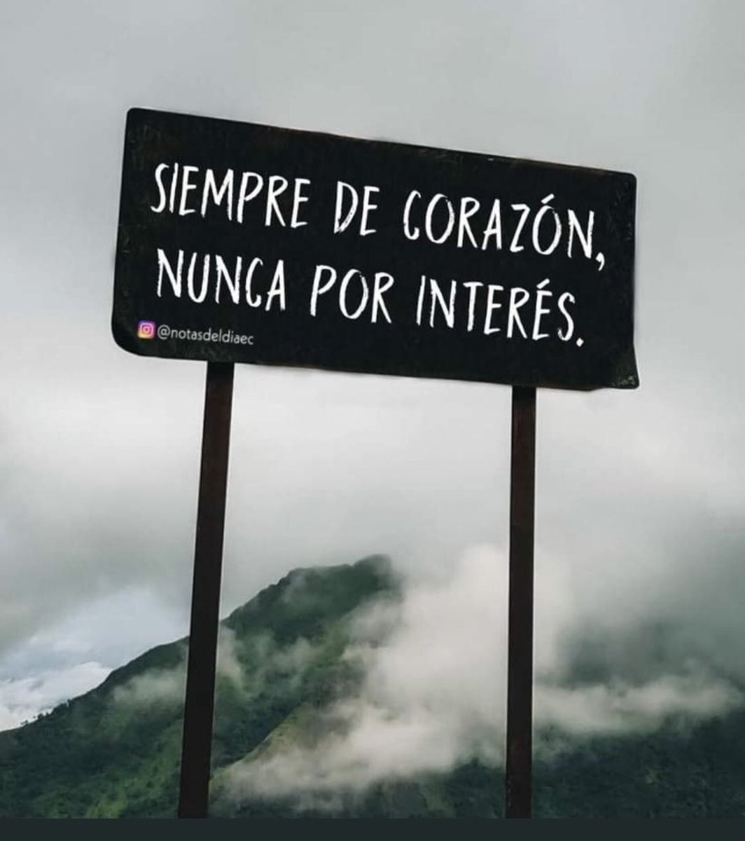 #DomingoDeCartelitos