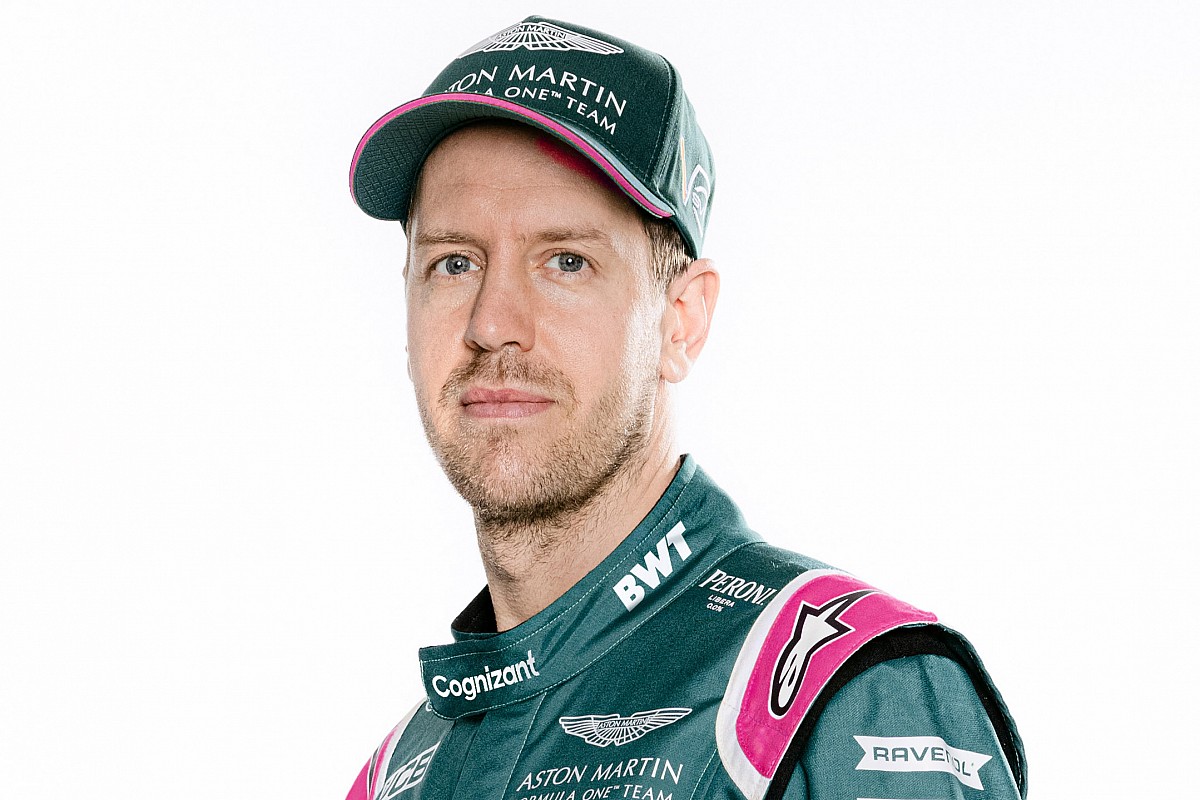 giroveloce's tweet photo. Guida, guarda, supera, studia, chiama le strategie.
Questo vi spiega la Formula 1.

#F1 #MonacoGP https://t.co/qC6kW2kUT3