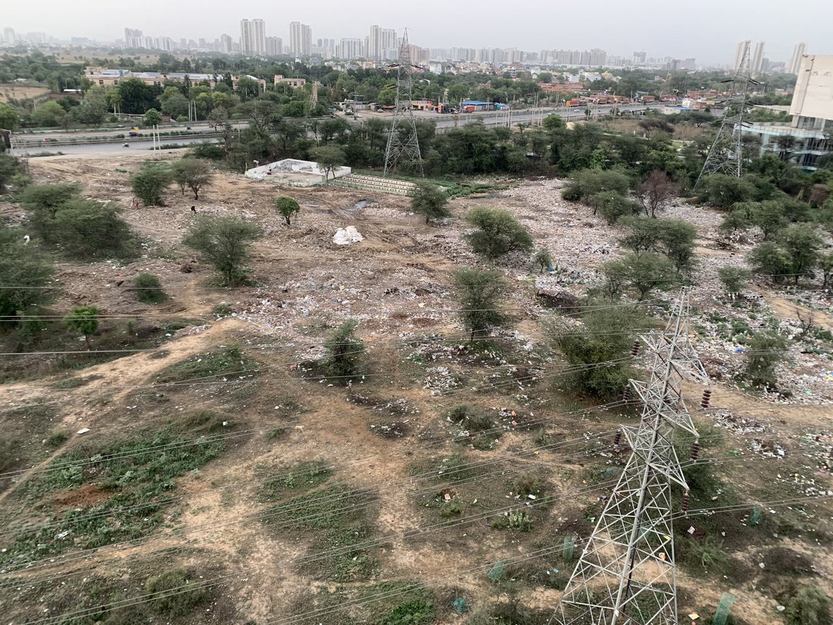 salaria's tweet image. @MCManesar please look into this garbage dumping behind sector-1 causing lots of smell and mosquitoes in nearby areas. Thanks in advance.