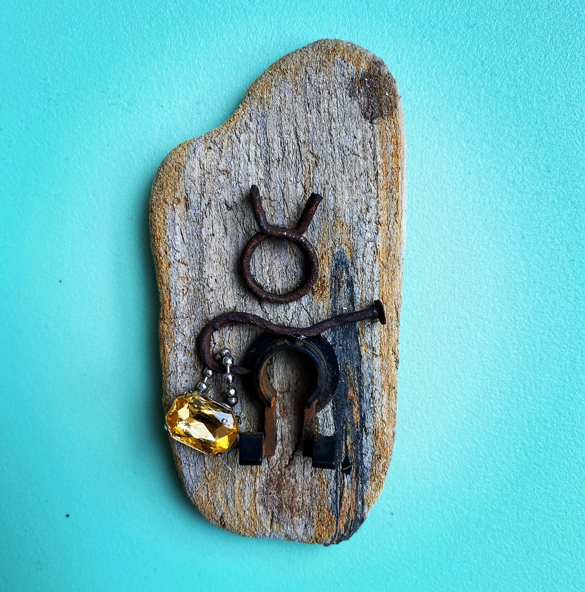 claire_ohl's tweet photo. Shop Until You Drop
#thingsifindwhilewalking #beachcreature #make https://t.co/Qx5uWD186B