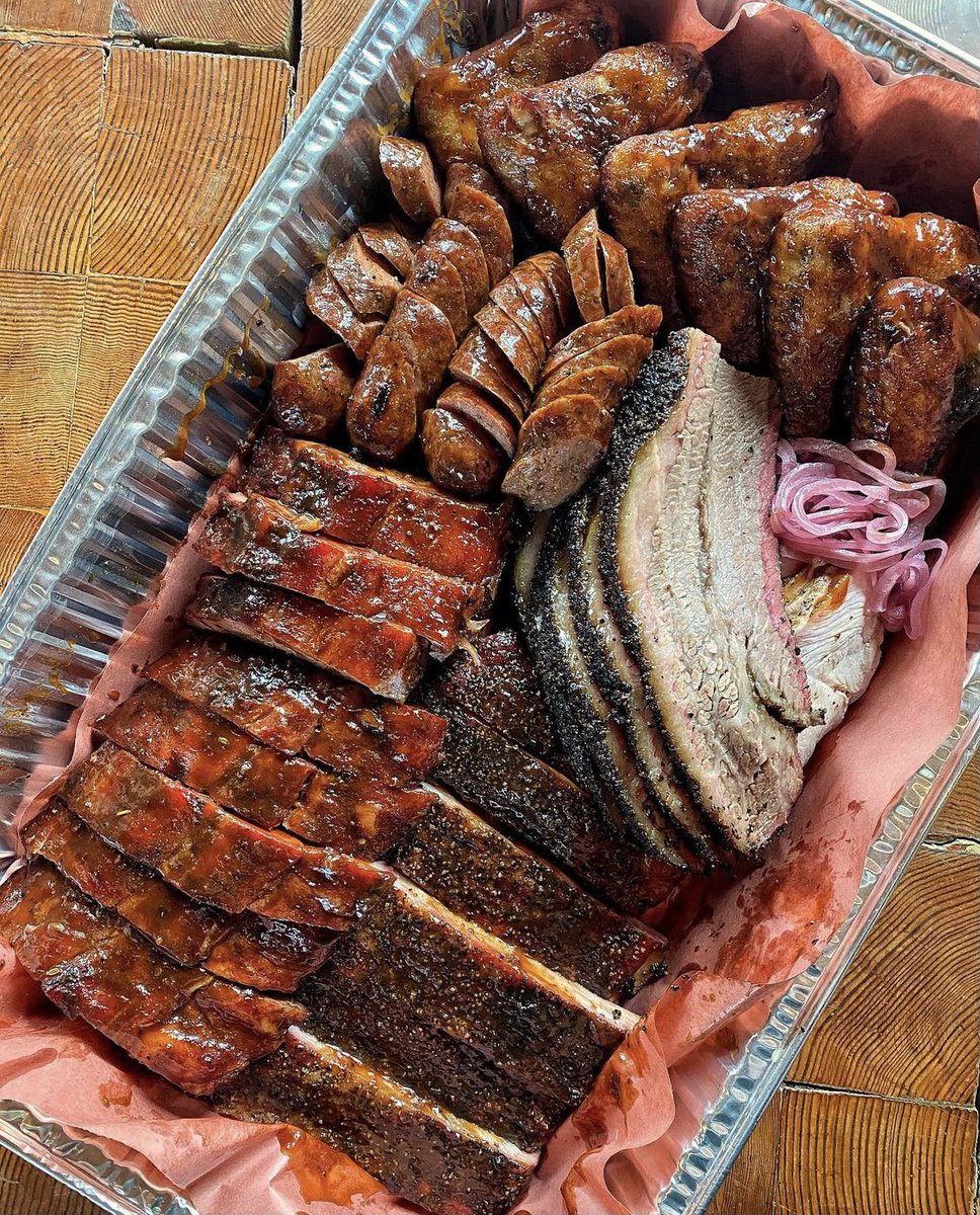 Happy Long Weekend 🇨🇦 #LongWeekend #toronto #BBQ #VictoriaDay #fireworks 💥 🎇 🎆 #begoodpeople 🍒