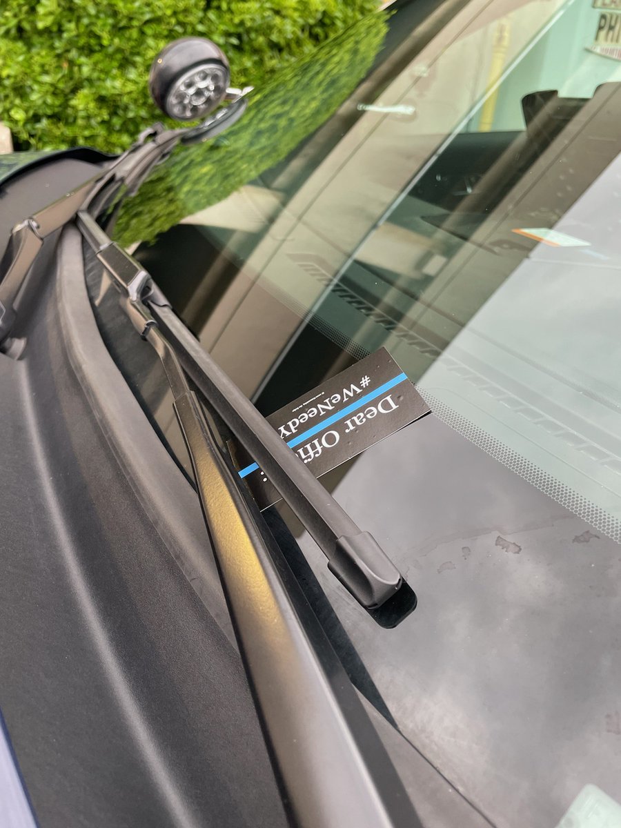 We 💙 you, too, KC! One of our officers found this on her patrol car this morning.